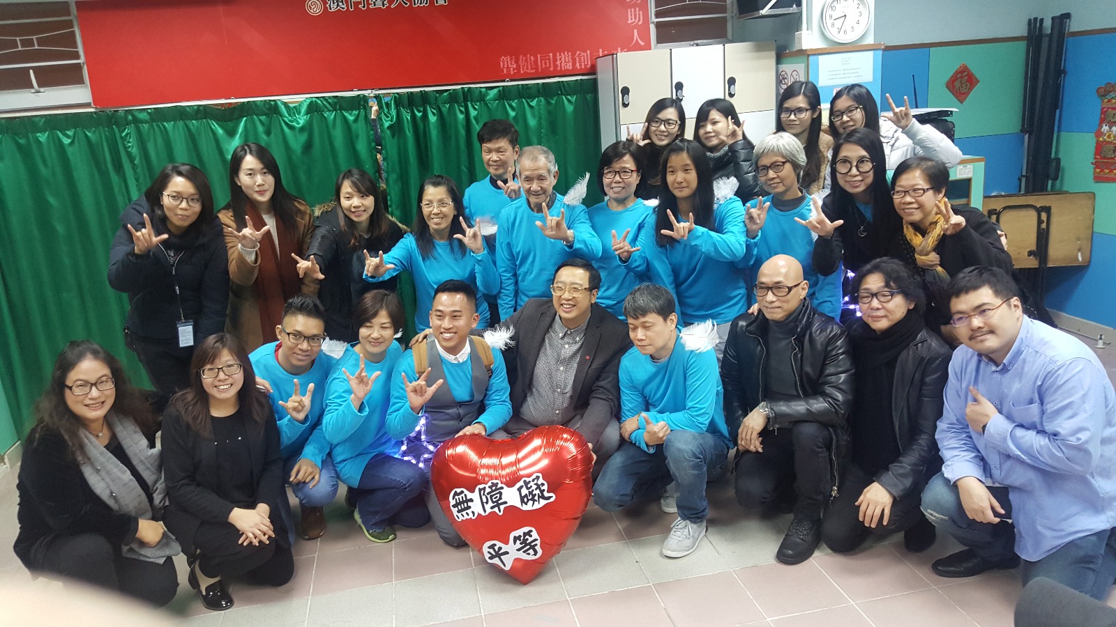 7e24c8c2-27be-4440-a957-1b4e2978c4a9