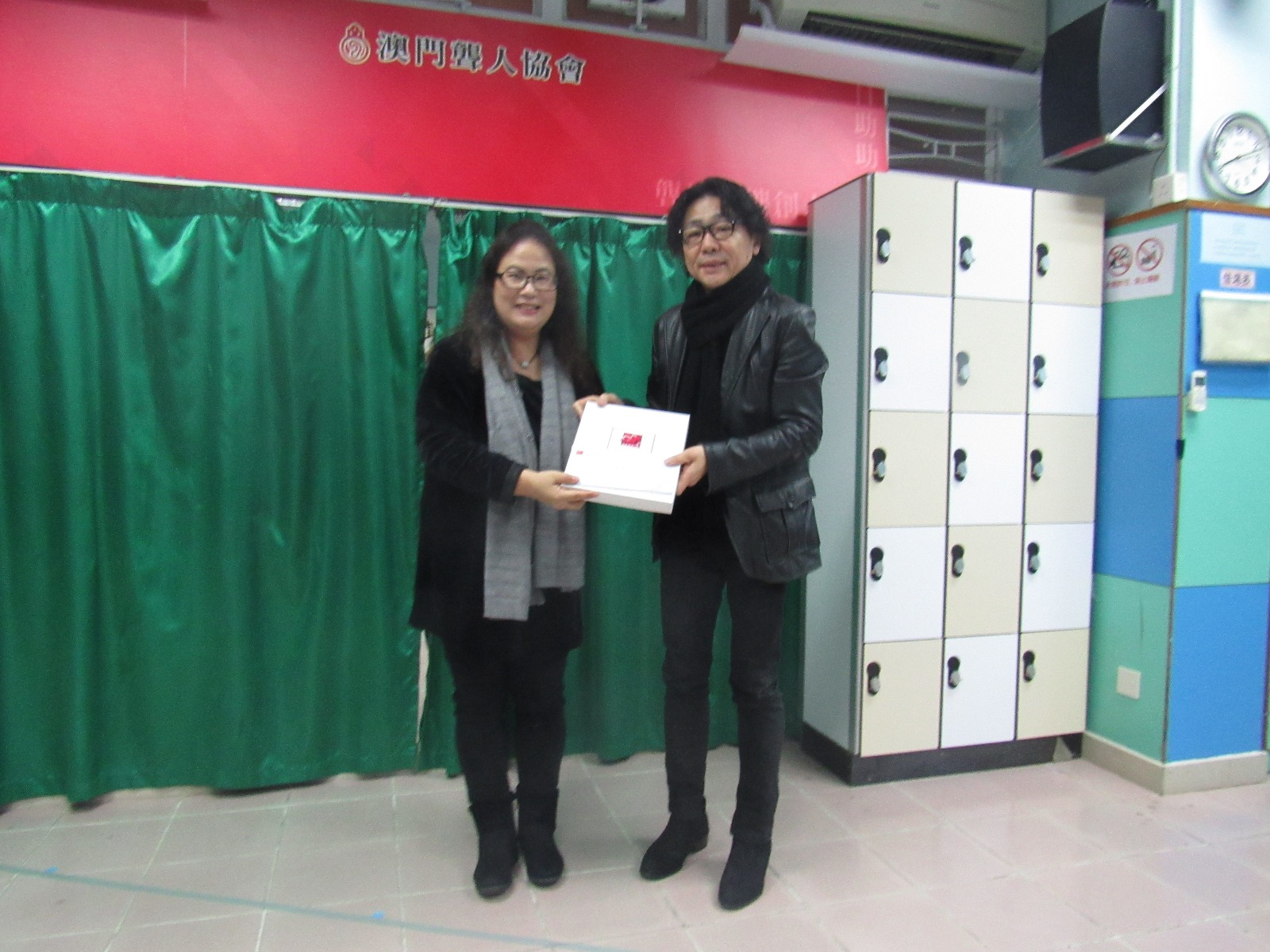 dd8d1de4-3cb6-4764-a04e-44695e2af20a